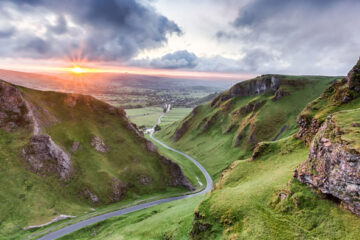 the true crime story of alan and clara happened here, at winnets pass in castleton